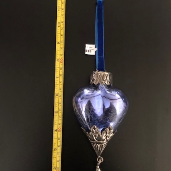 NWT Heart Shaped Glass Christmas Ornament set with metal accents (Periwinkle blu - Picture 6 of 6